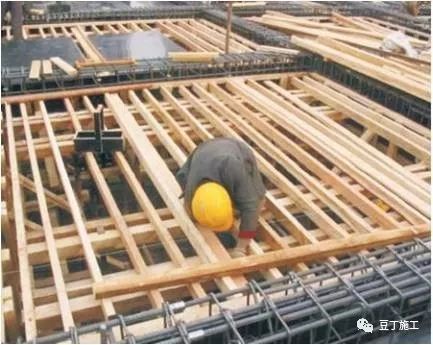 建設(shè)工程勘察與模板、混凝土工程施工操作要點(diǎn)